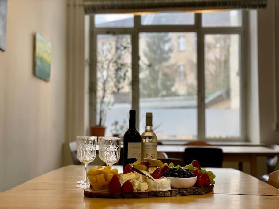 200Qm Loft For Friends And Family - On The Spree! Appartement Berlijn Buitenkant foto